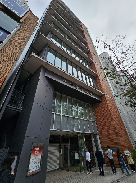 61210-08.jpg